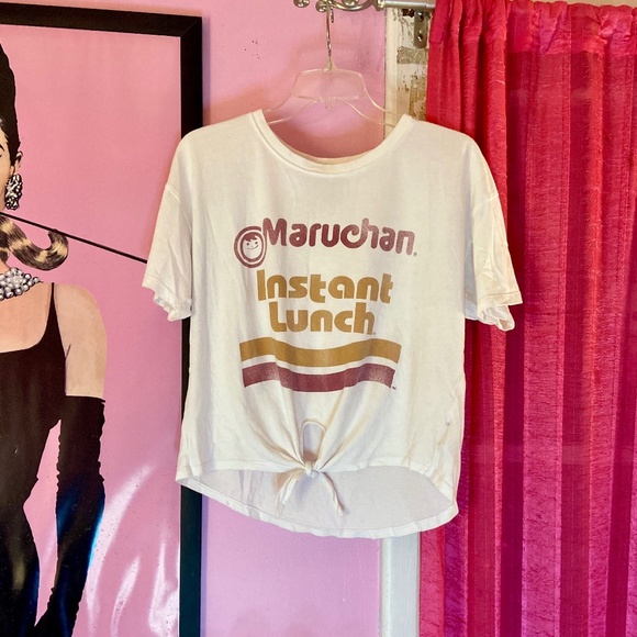 Tops - “Maruchan Instant Lunch” Ramen Novelty Graphic T-Shirt Tie Front Women’s Medium